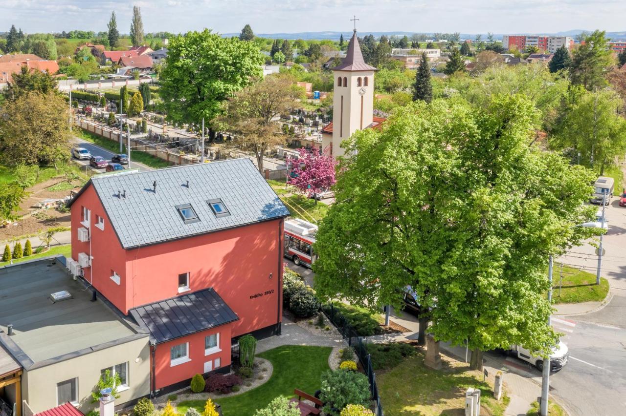 Elendris - Ubytovani U Kostela Bed & Breakfast Brno Exterior photo